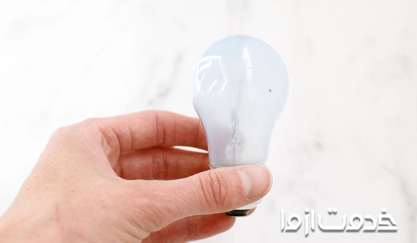 علت خاموش و روشن شدن چراغ یخچال چیست؟